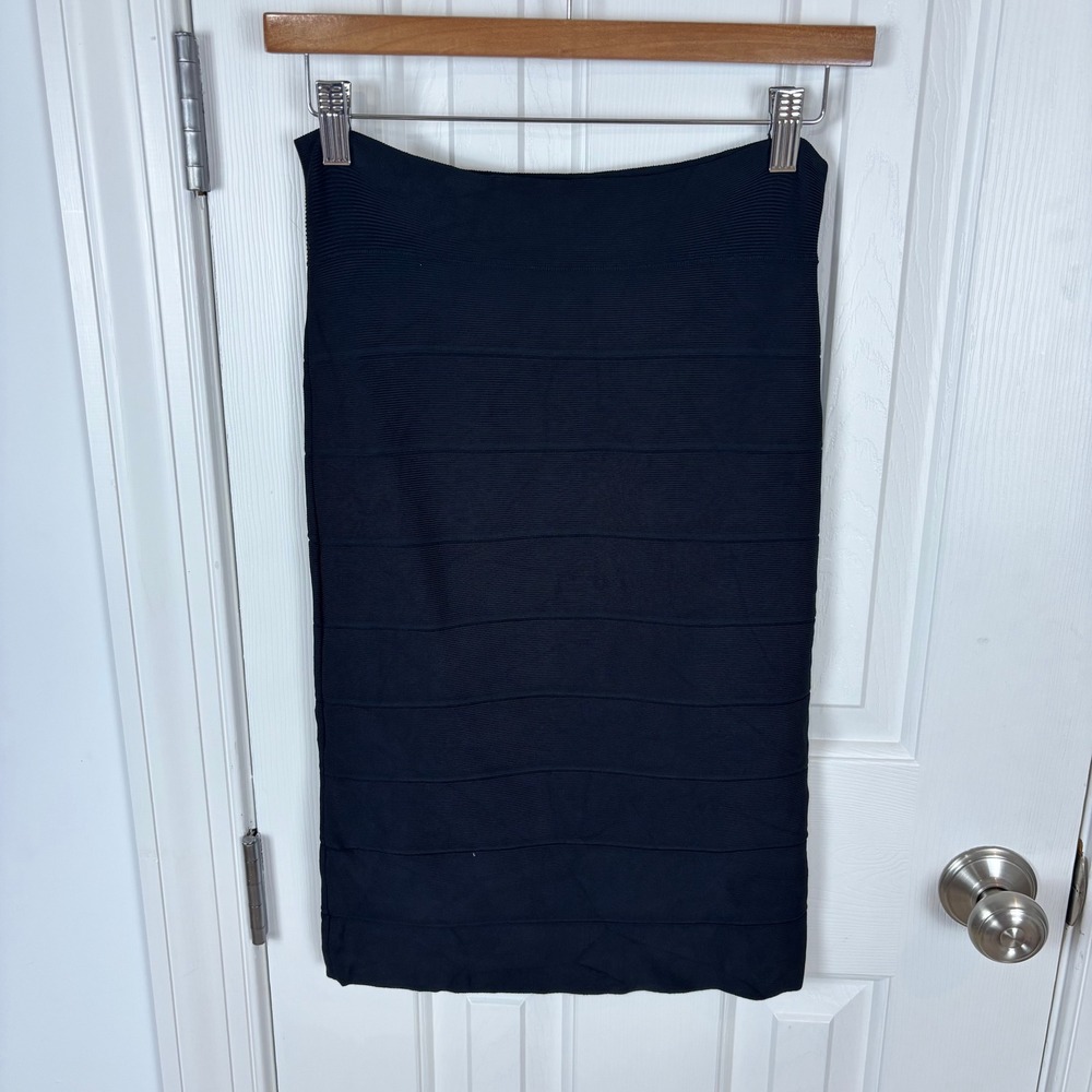 BCBGMAXAZRIA Alexa Black Bandage Bodycon Ribbed Knee Length Pencil Skirt Size M